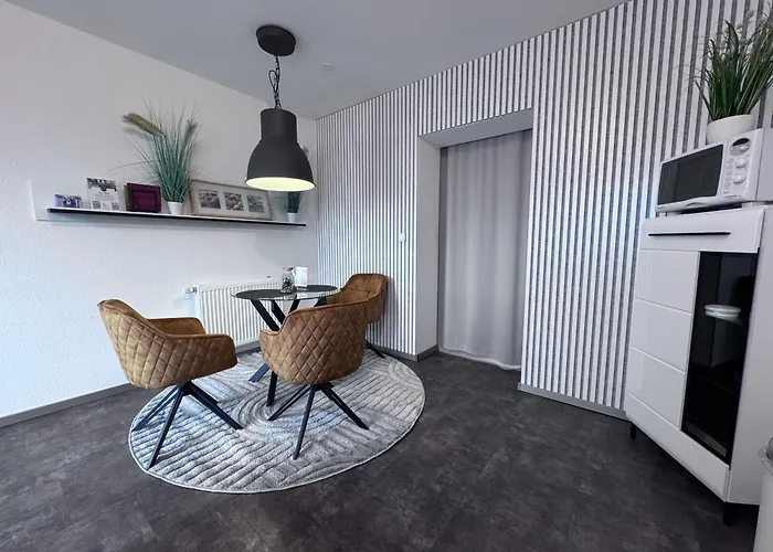 Barrierefrei - 24Std-Check-In Kontaktlos - Kingsize Bed - W-Lan - Parkplatz W 3