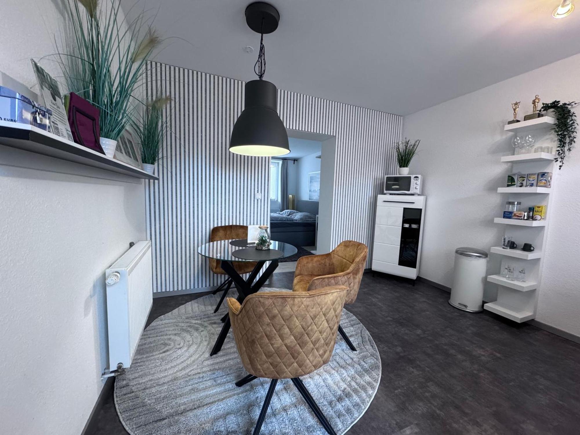 Barrierefrei - 24std-check-in Kontaktlos - Kingsize Bed - W-lan - Parkplatz W 3 Bueckeburg